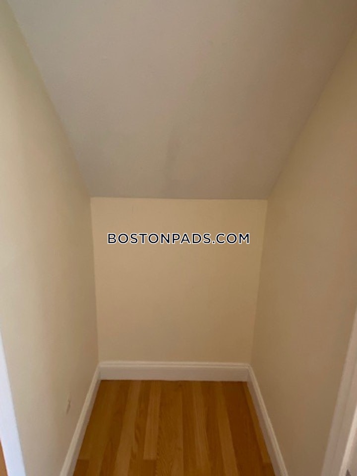 North Beacon St. Boston picture 20