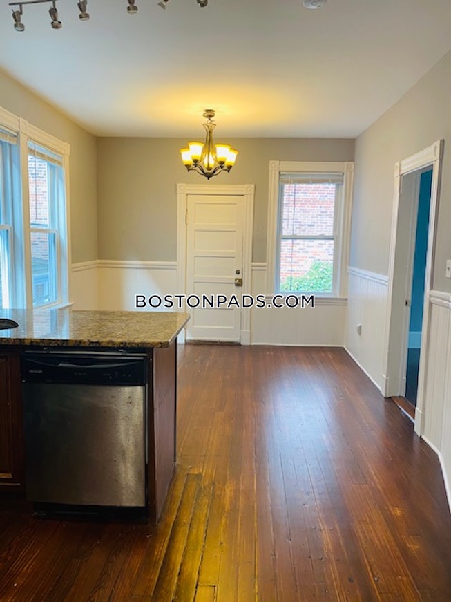 Boston - $7,450 /mo