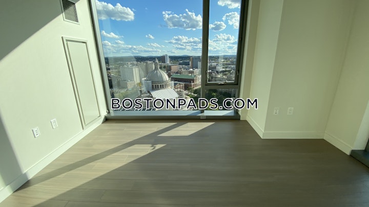 Dalton St. Boston picture 12