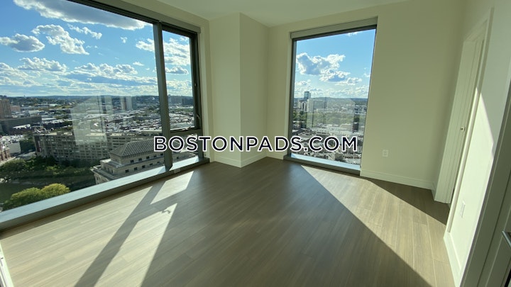 Dalton St. Boston picture 10