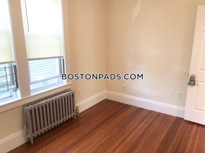 Boston - $3,400 /month