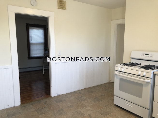 Boston - $2,100 /mo