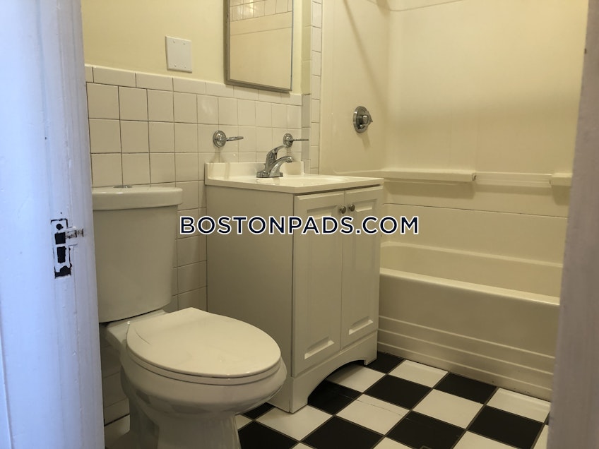 Boston - $2,100 /month