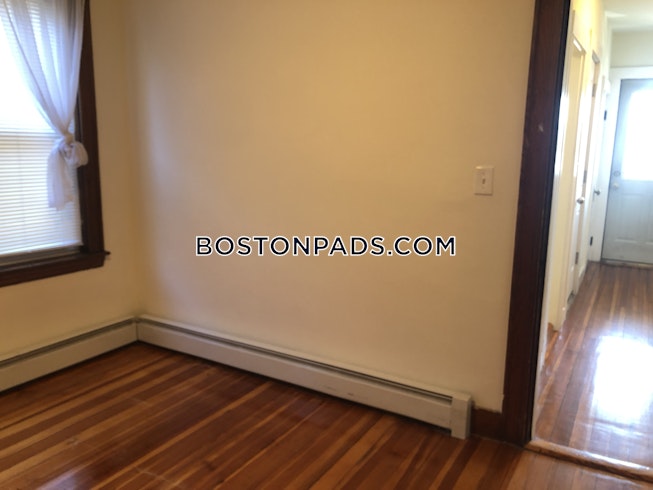 Boston - $2,100 /mo