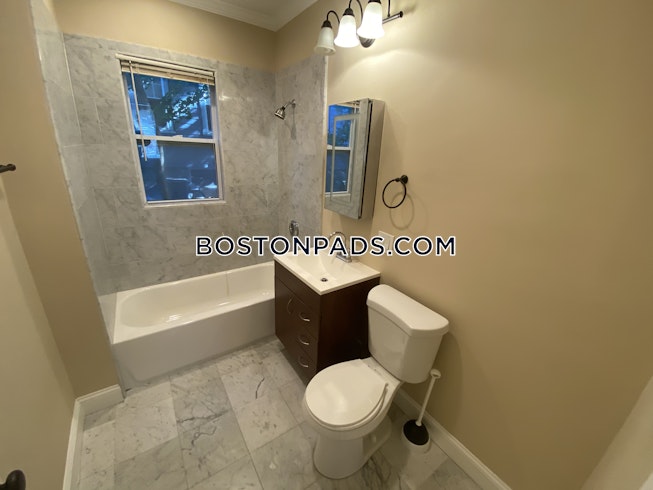 Boston - $3,150 /mo