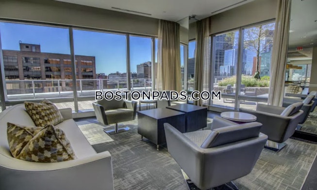 Boston - $4,687 /mo