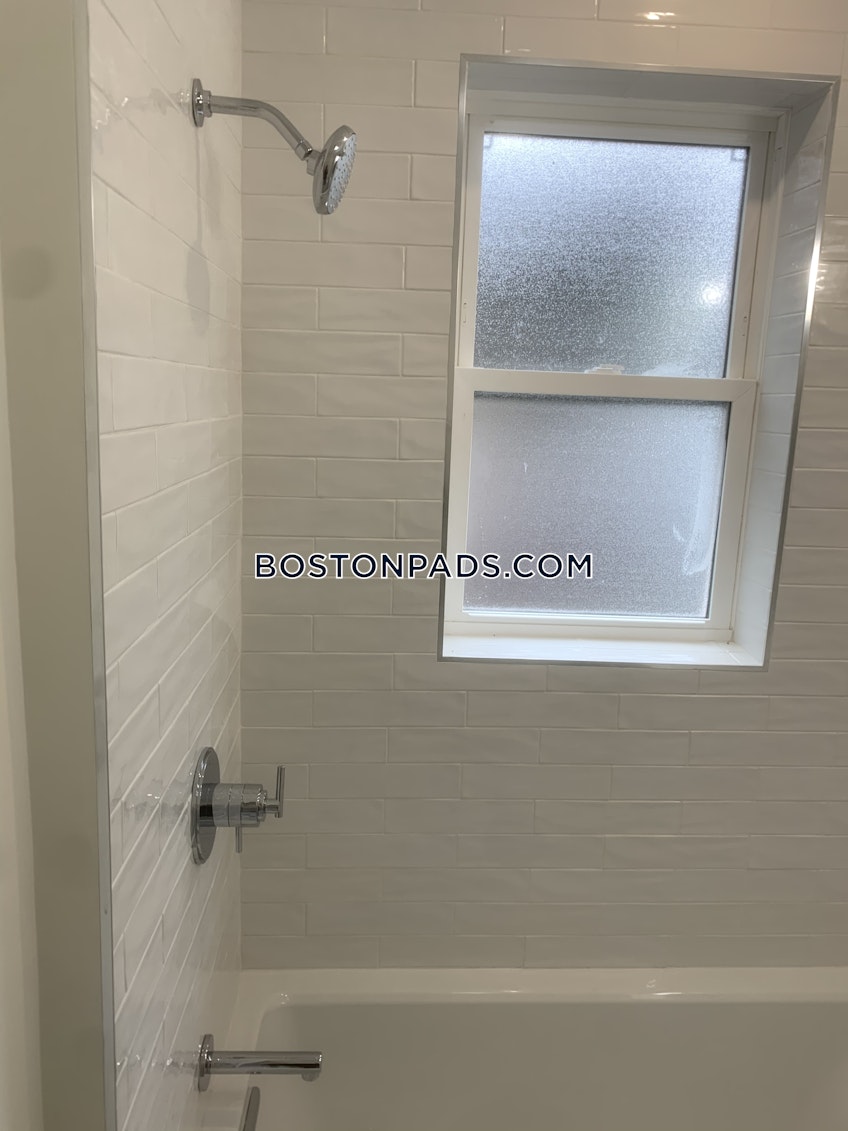 Boston - $3,295 /month