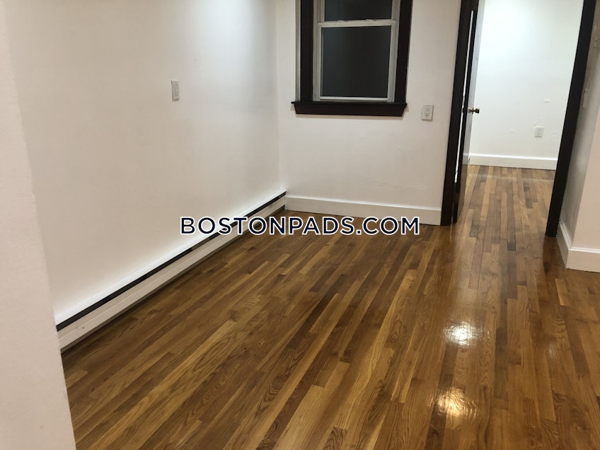 Boston - $3,550 /month