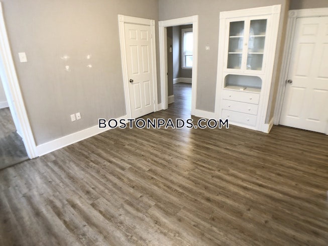 Boston - $5,460 /mo