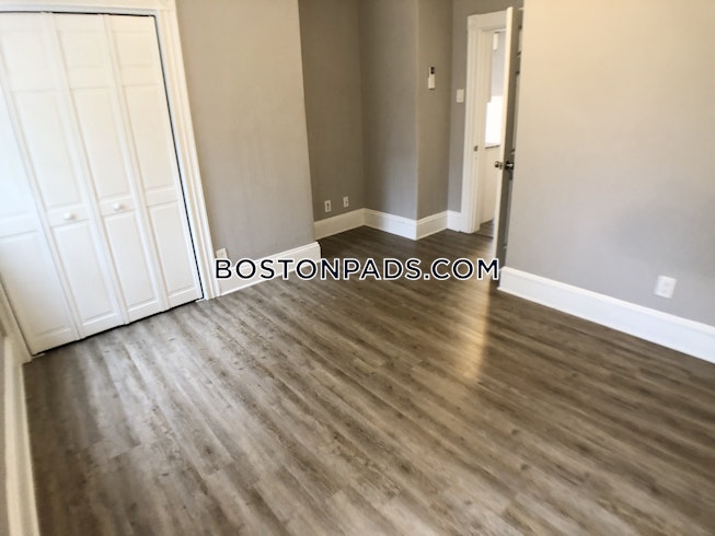 Boston - $5,460 /mo