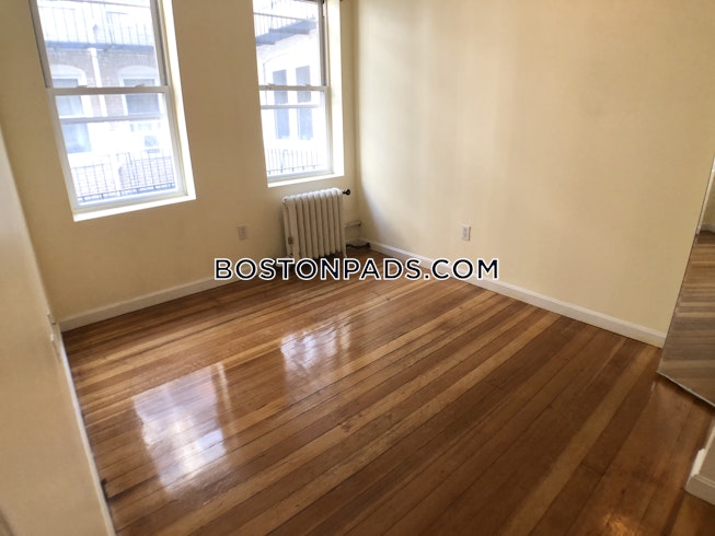 Boston - $3,500 /mo