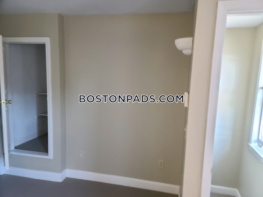 Boston - $4,000 /month