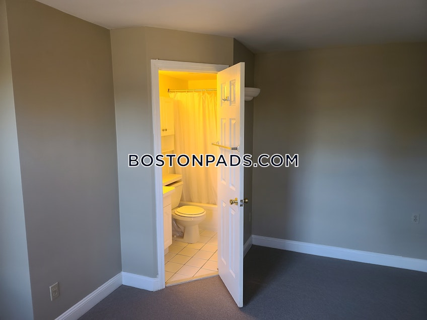 Boston - $4,000 /month