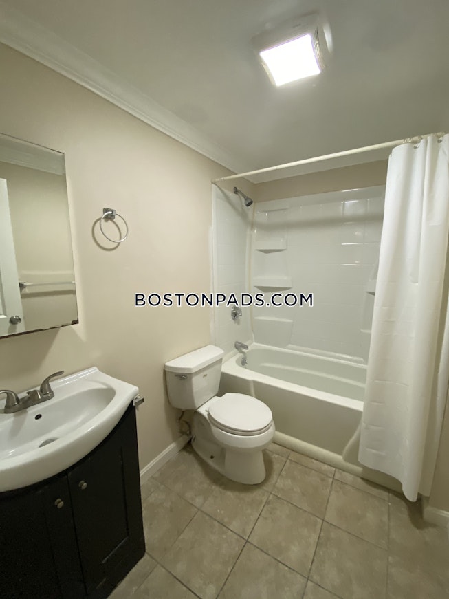 Boston - $4,500 /mo