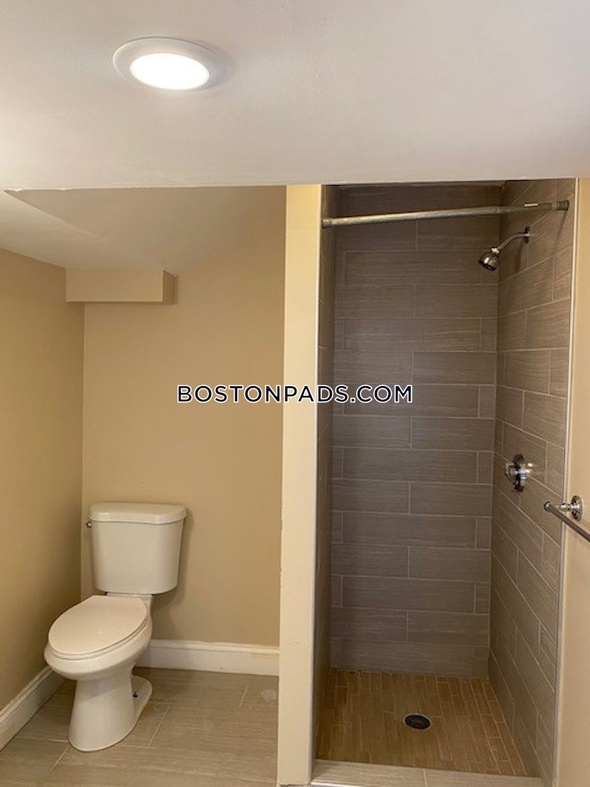 Boston - $3,000 /month