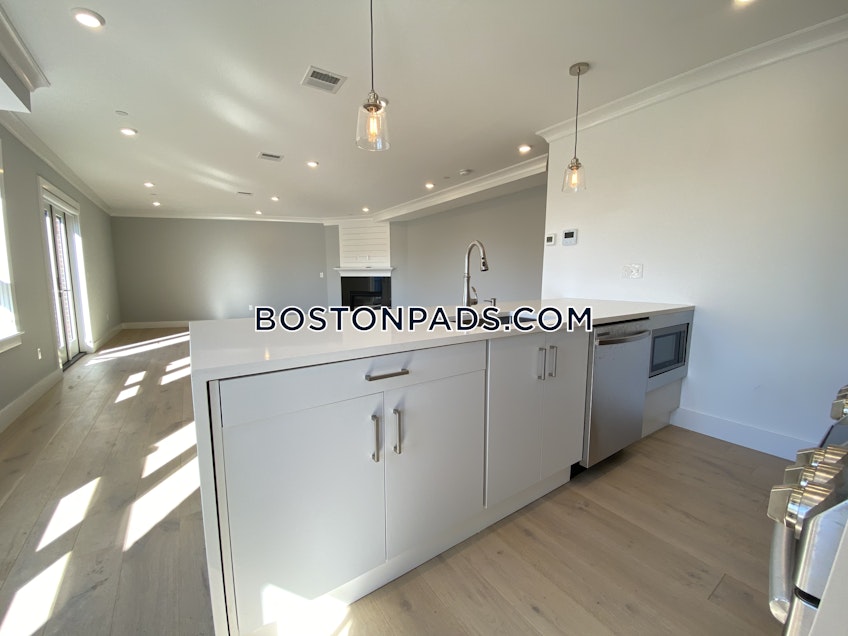 Somerville - $4,000 /month