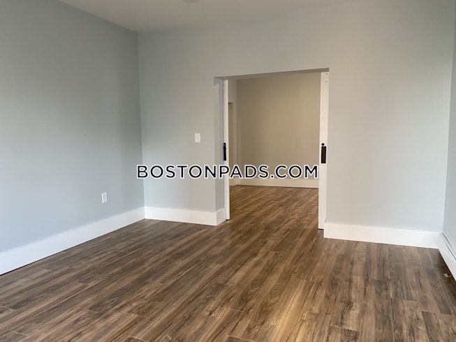 Revere - $2,800 /mo