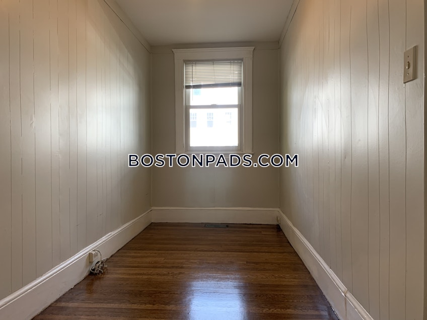 Boston - $2,750 /month