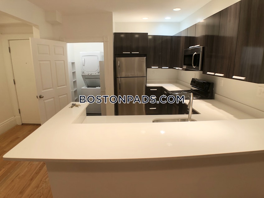 Boston - $3,200 /month