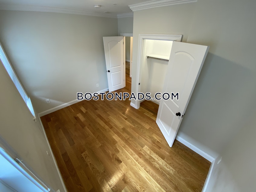 Boston - $3,150 /month