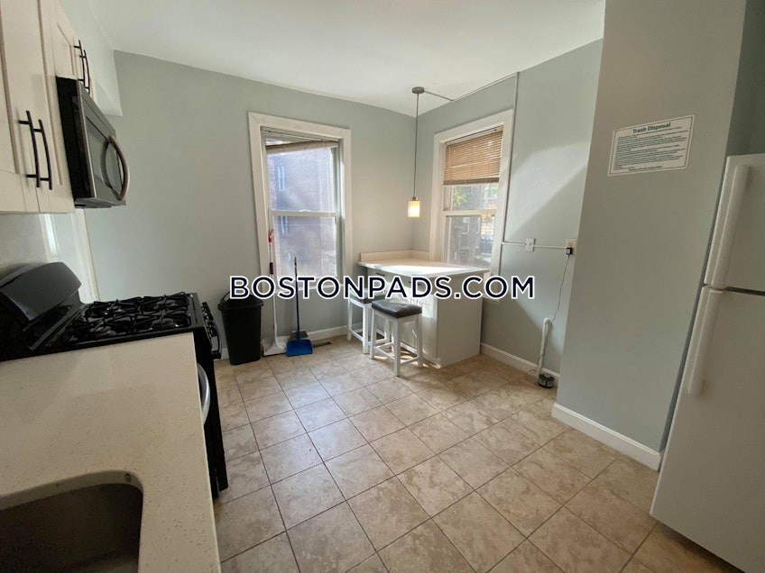 Boston - $2,750 /month