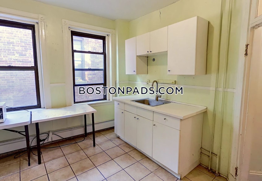 Boston - $3,400 /month