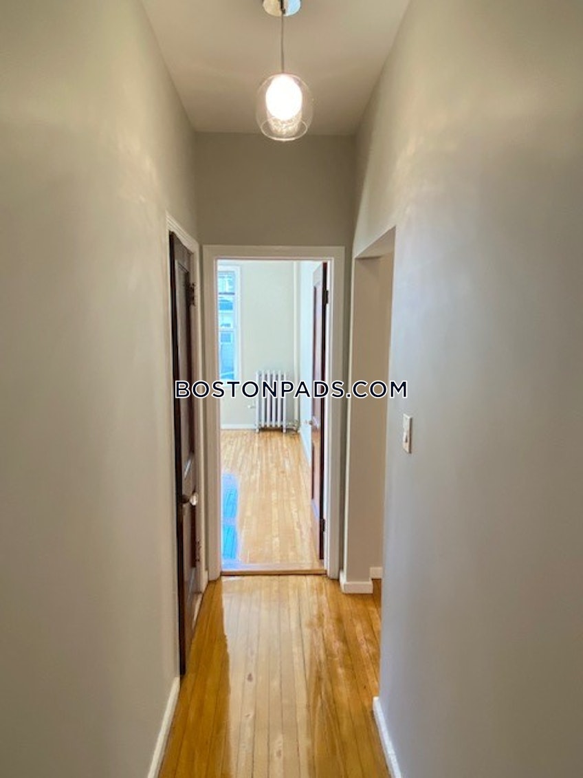 Boston - $3,810 /month