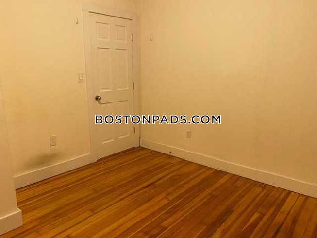 Boston - $3,800 /mo
