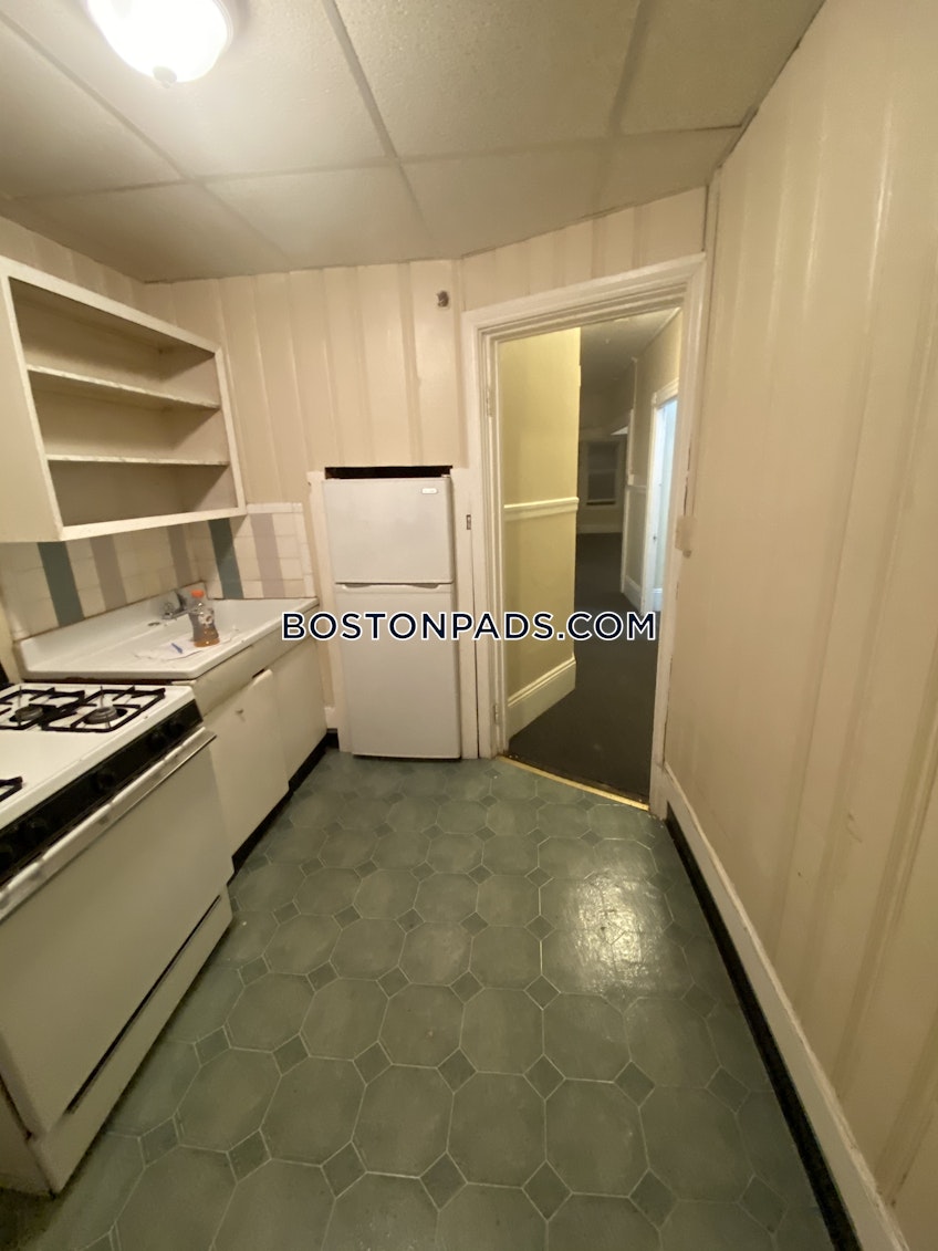 Boston - $4,100 /month