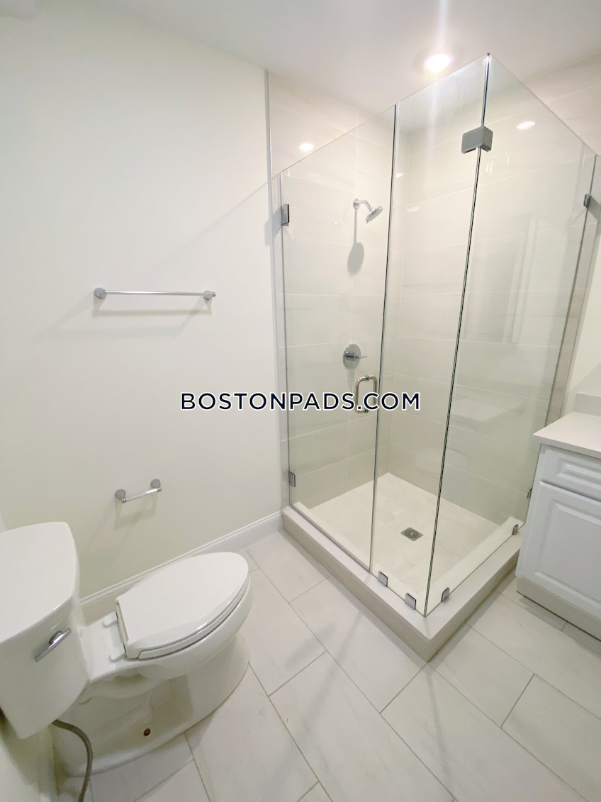 Boston - $3,295 /month