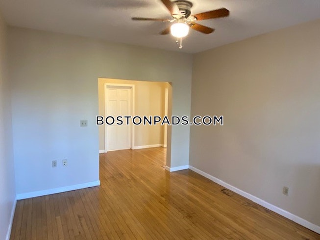 Boston - $4,155 /mo