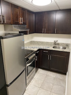 Boston, $2,525/mo