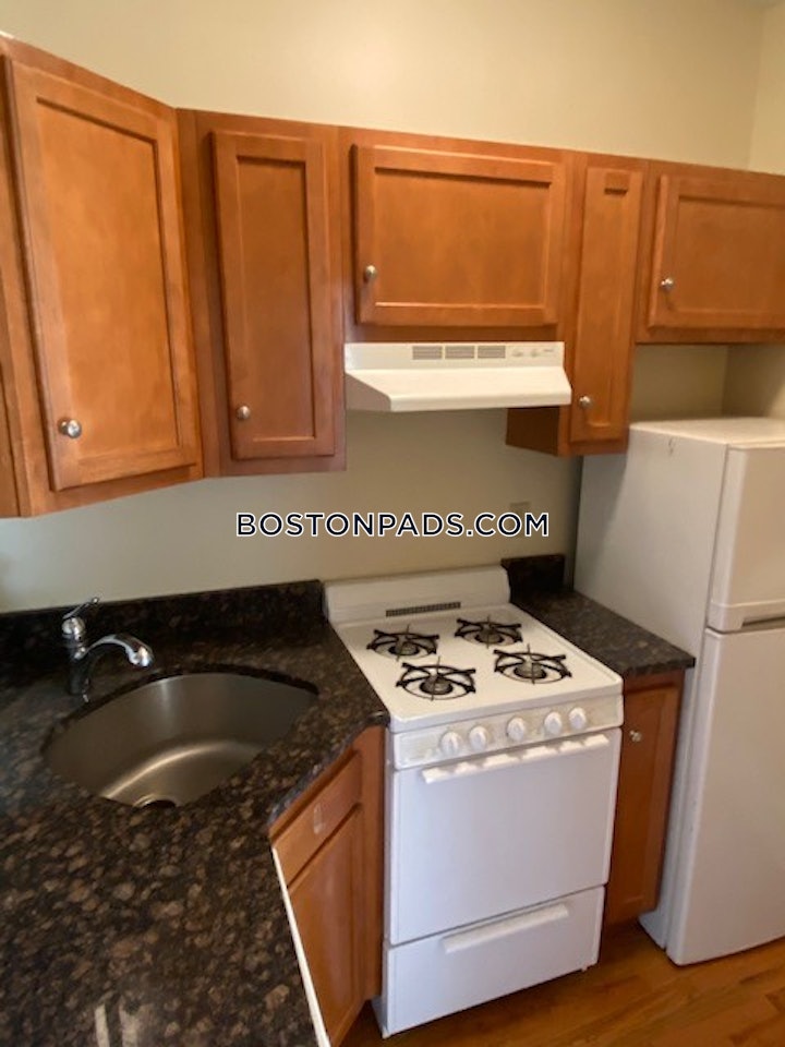 northeasternsymphony-1-bed-1-bath-boston-2700-4545904 