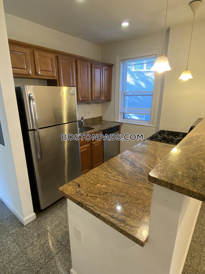 Boston - $3,400 /month