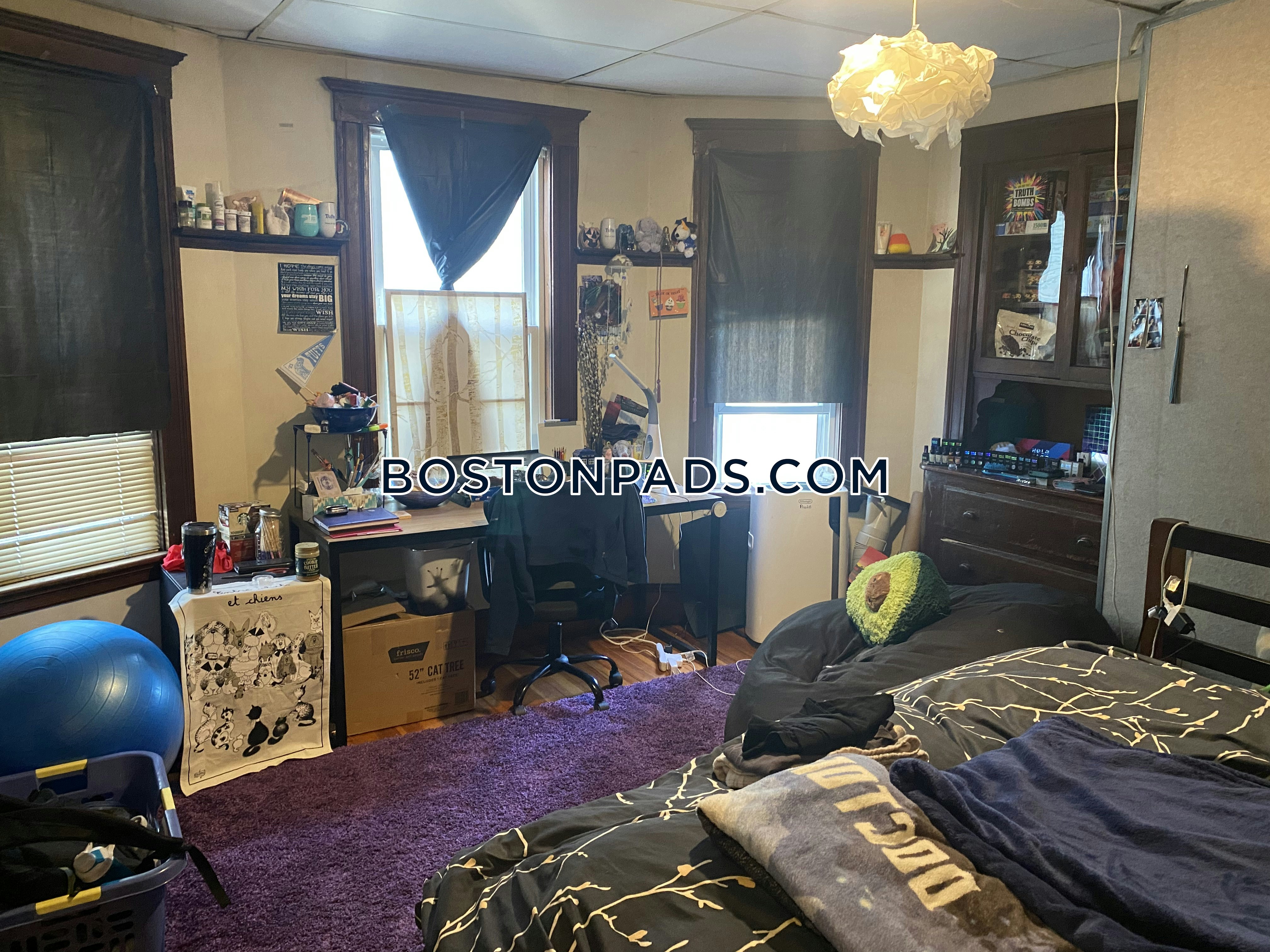 Somerville - $3,900