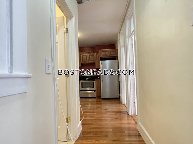 Boston - $3,700 /mo