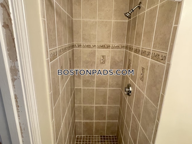 Boston - $3,700 /mo