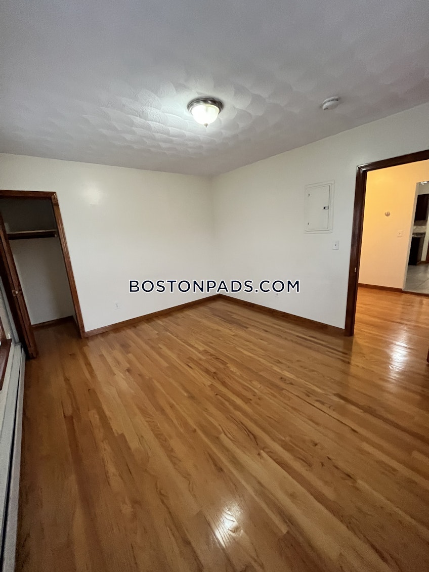 Somerville - $2,000 /month