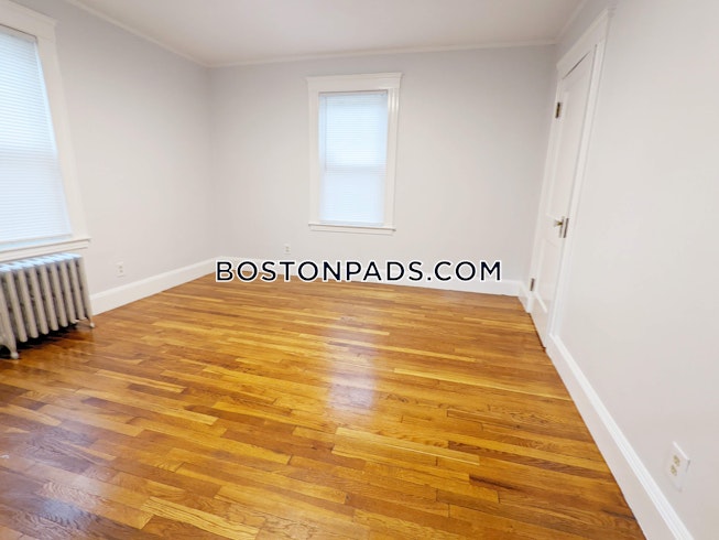 Boston - $2,695 /mo