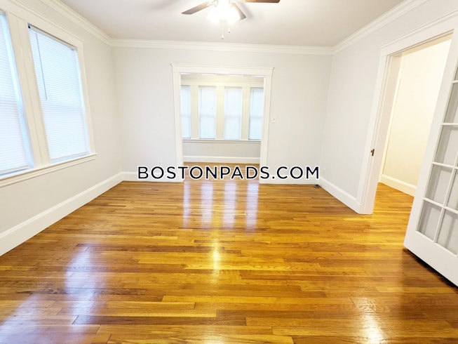 Boston - $2,695 /mo