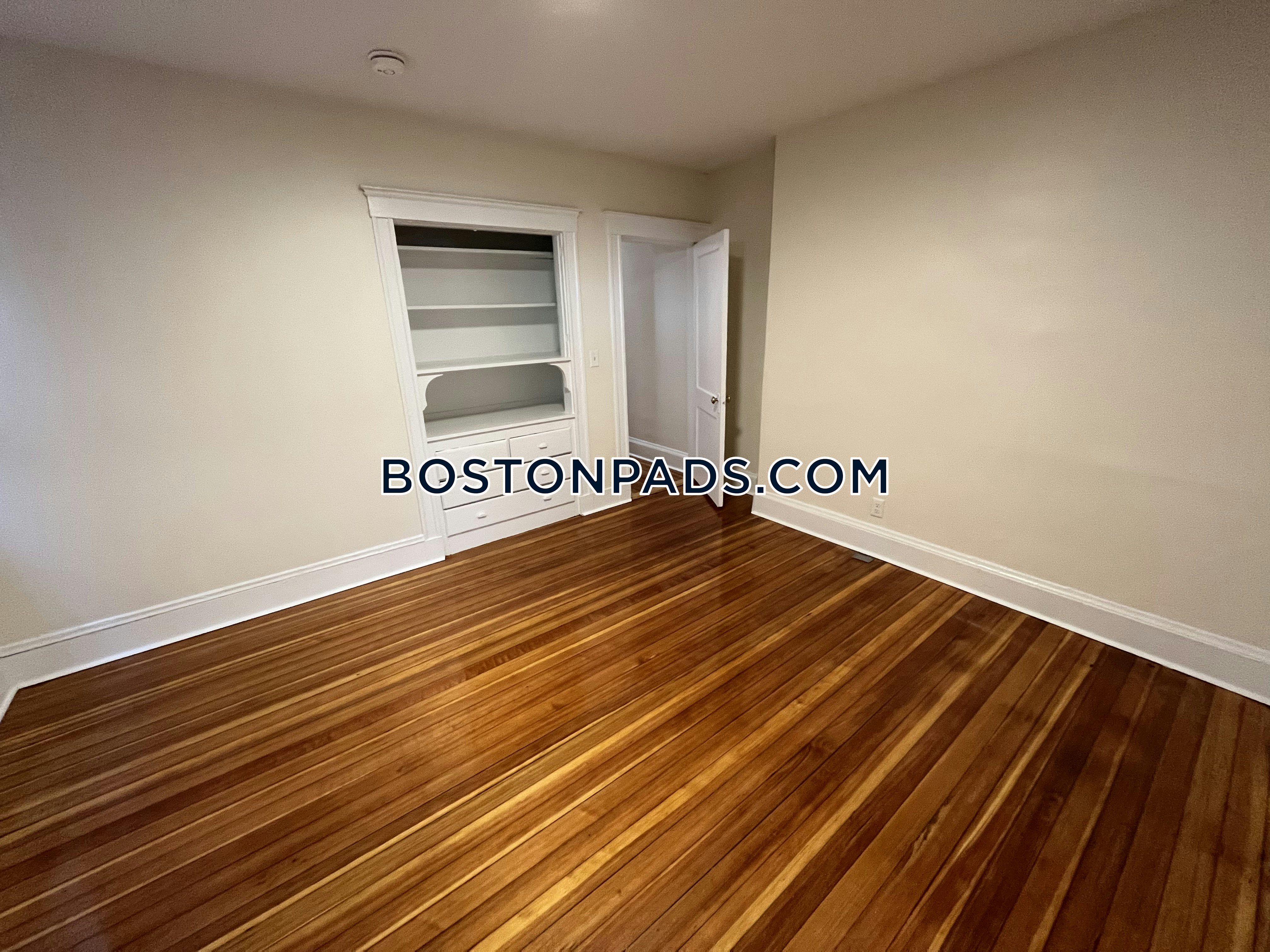 Boston - $3,900