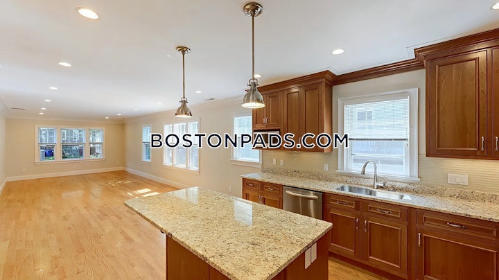 brookline-4-beds-2-baths-brookline-village-7000-4576365 