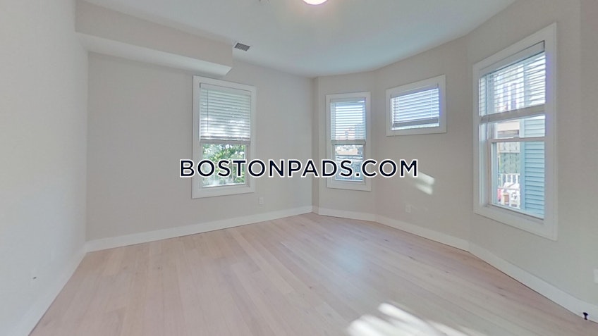 Boston - $5,900 /month