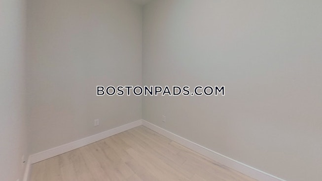 Boston - $5,900 /mo
