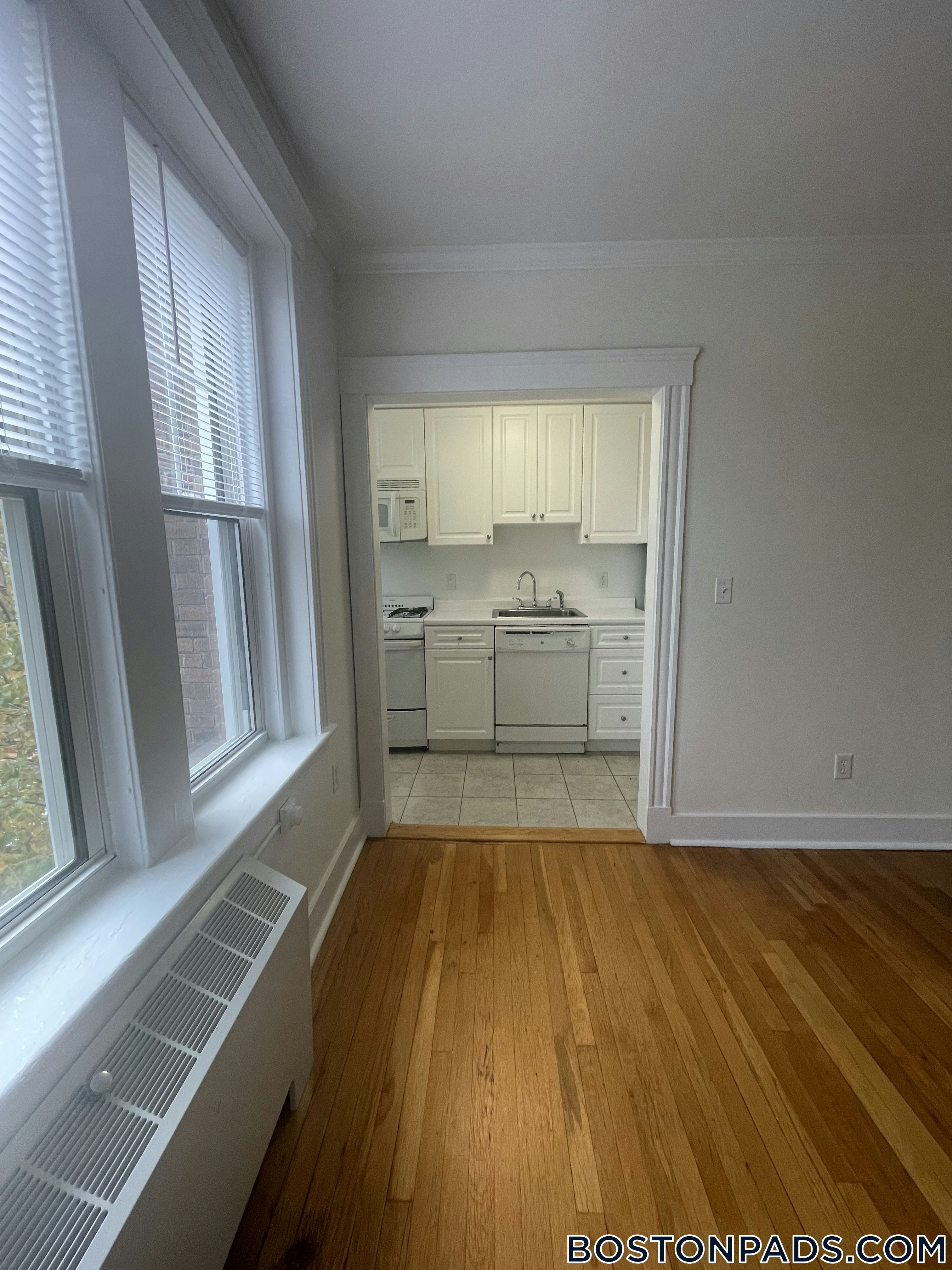 Cambridge - $2,980