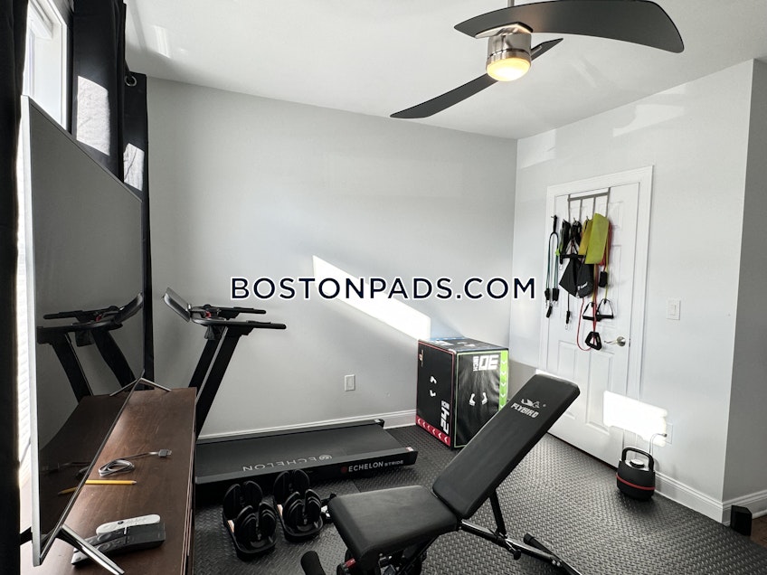 Boston - $3,500 /month