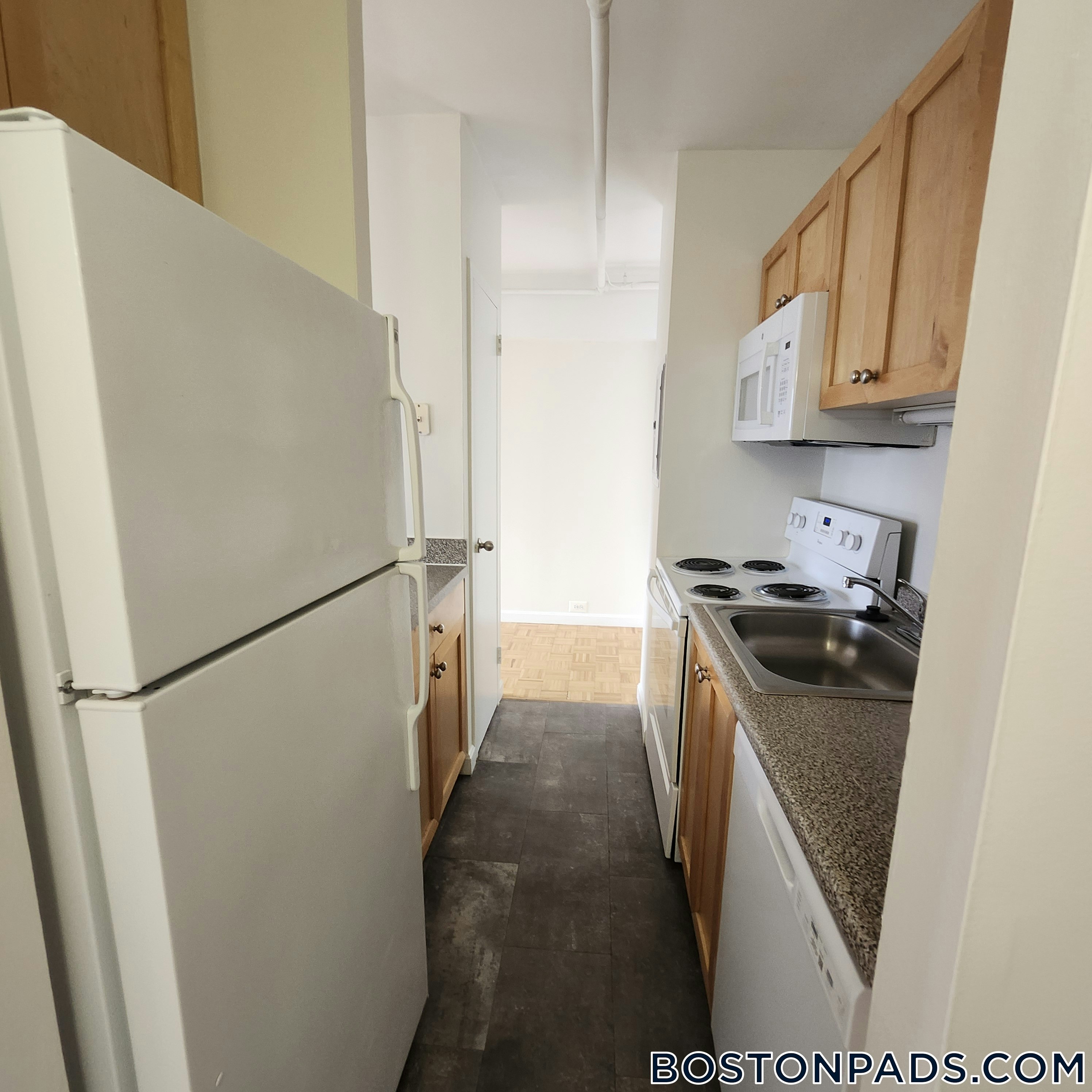 Cambridge - $3,440