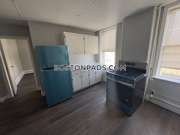 maverick St., Boston