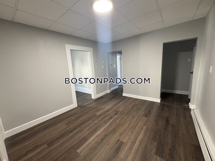 maverick St., Boston