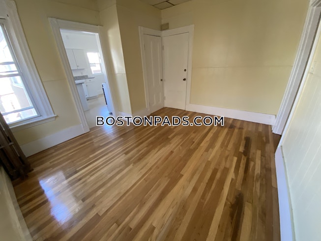 Somerville - $3,800 /mo